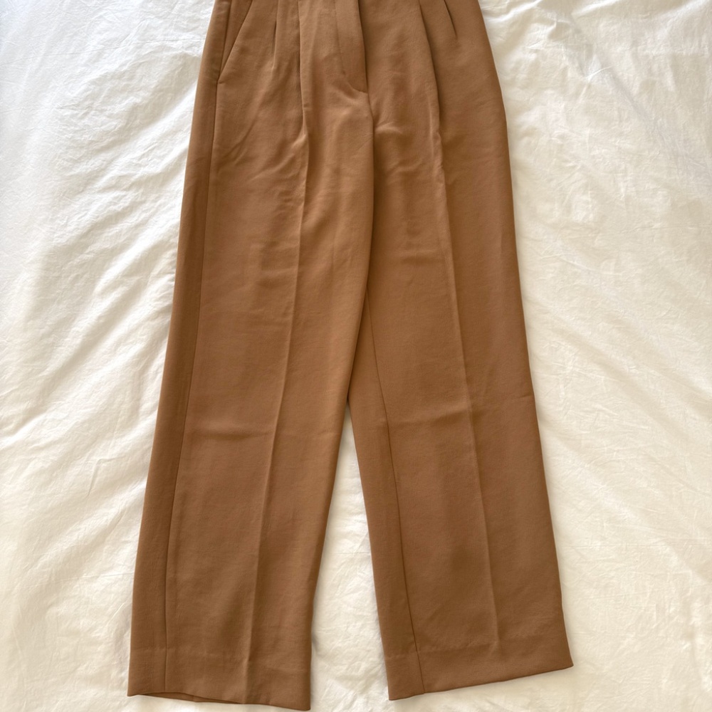 Aritzia The Effortless Pant NWOT (Size 2, Saville) - Picture 5 of 7